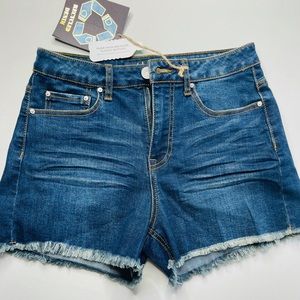 Never worn, Indigo Rein size 9 waist 28, short jean shorts , super high rise.
